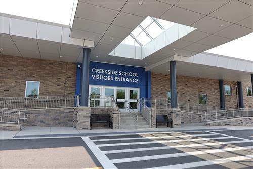 Creekside School Visitors Entrance from the bus loop